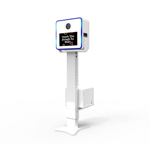 15.6” LG Touch Screen Selfie Mirror Photo Booth