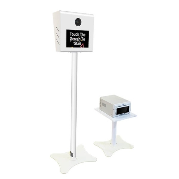 Open-air Style Selfie Photo Booth With 12.2‘’ Screen