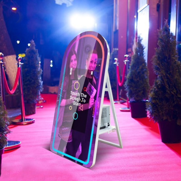 32″ Rounded Mirror Photo Booth